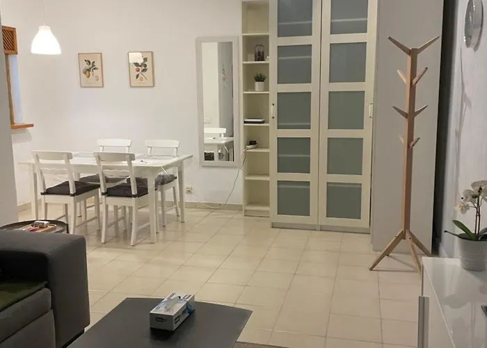 Maria Rosa Urban & Beach Apartment